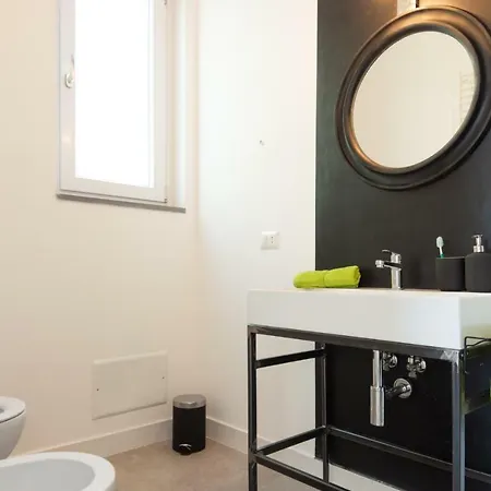 Naima Boutique Villa *