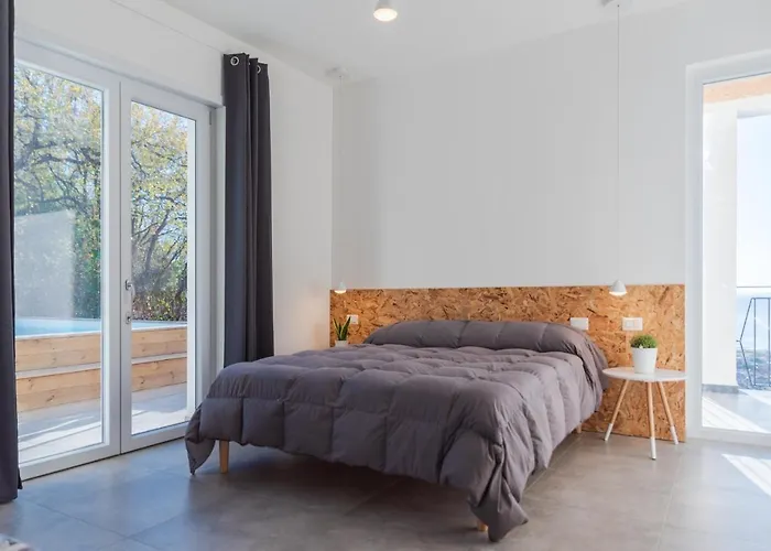 Naima Boutique Villa *