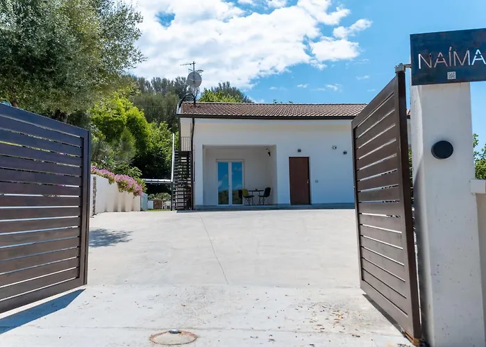 Naima Boutique Villa