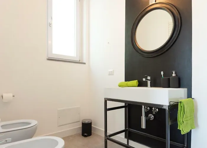 Naima Boutique Villa *