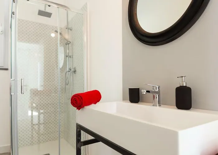 Naima Boutique Villa